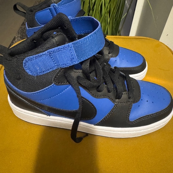Nike Kids High-Top Sneakers - Blue and Black - Picture 2 of 5